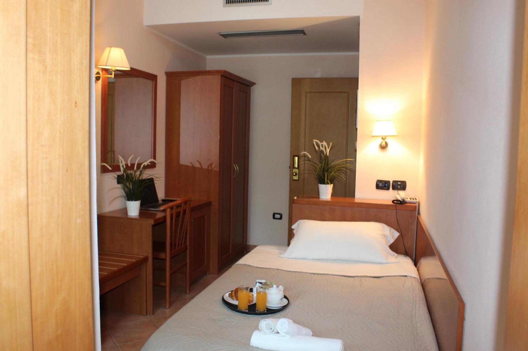 Hotel Jole Cesenatico Luaran gambar
