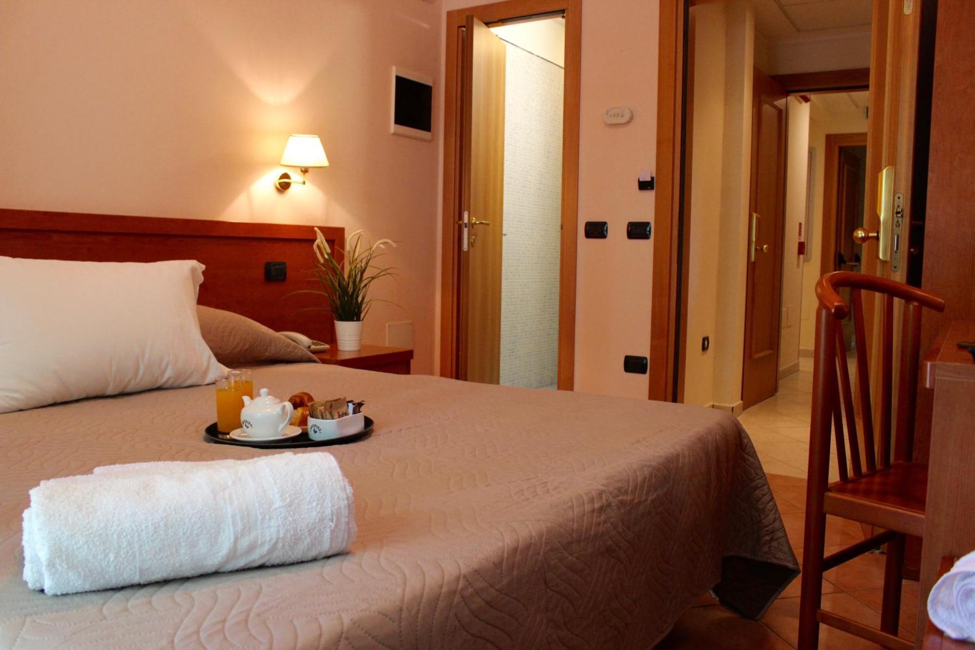 Hotel Jole Cesenatico Luaran gambar