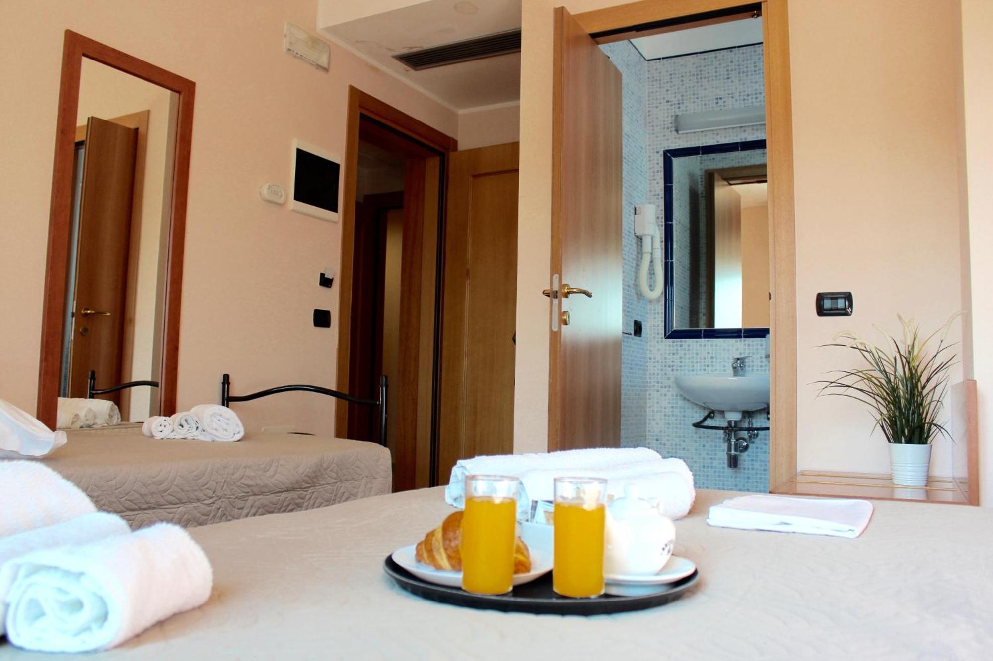 Hotel Jole Cesenatico Luaran gambar
