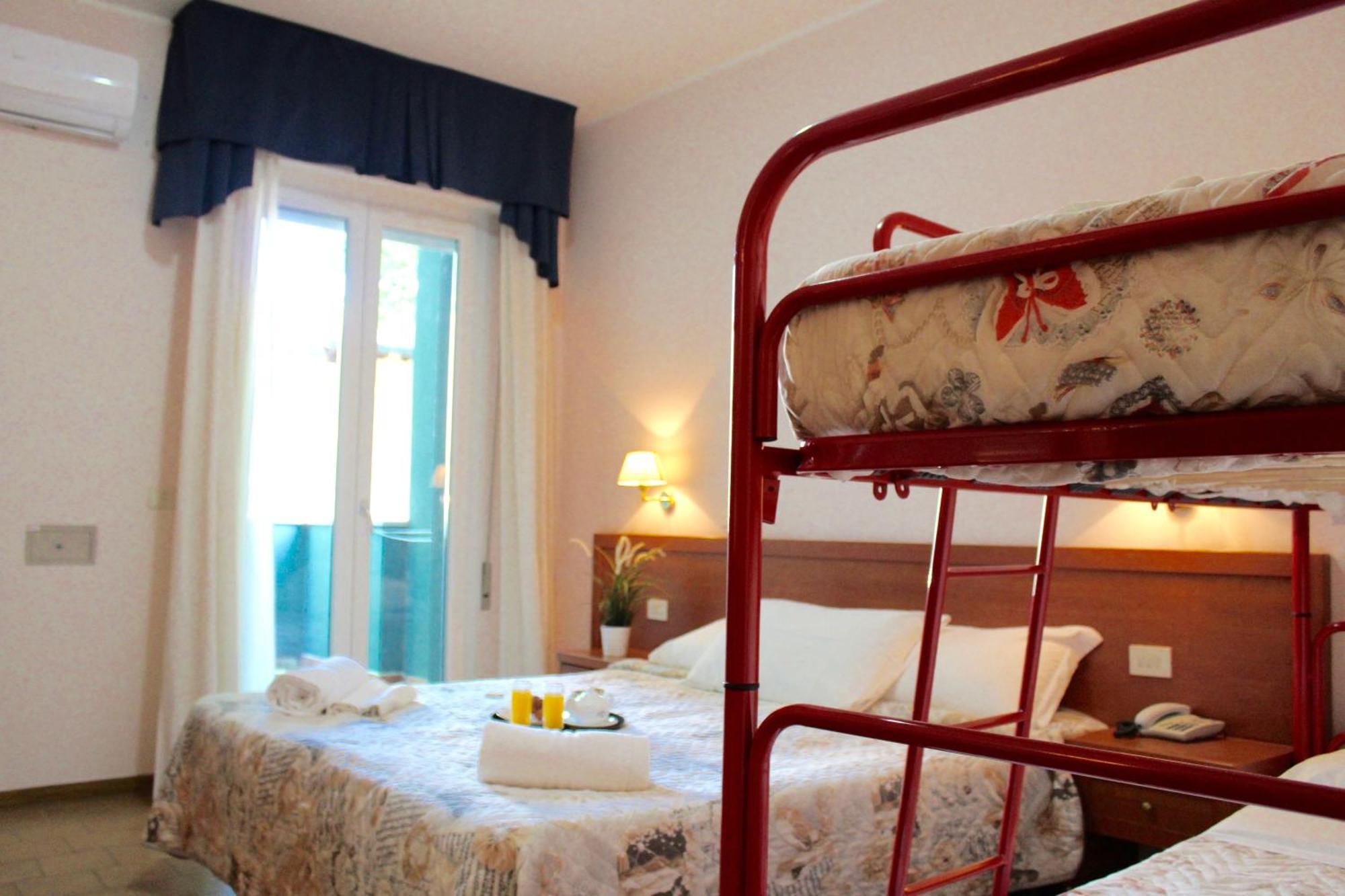 Hotel Jole Cesenatico Luaran gambar