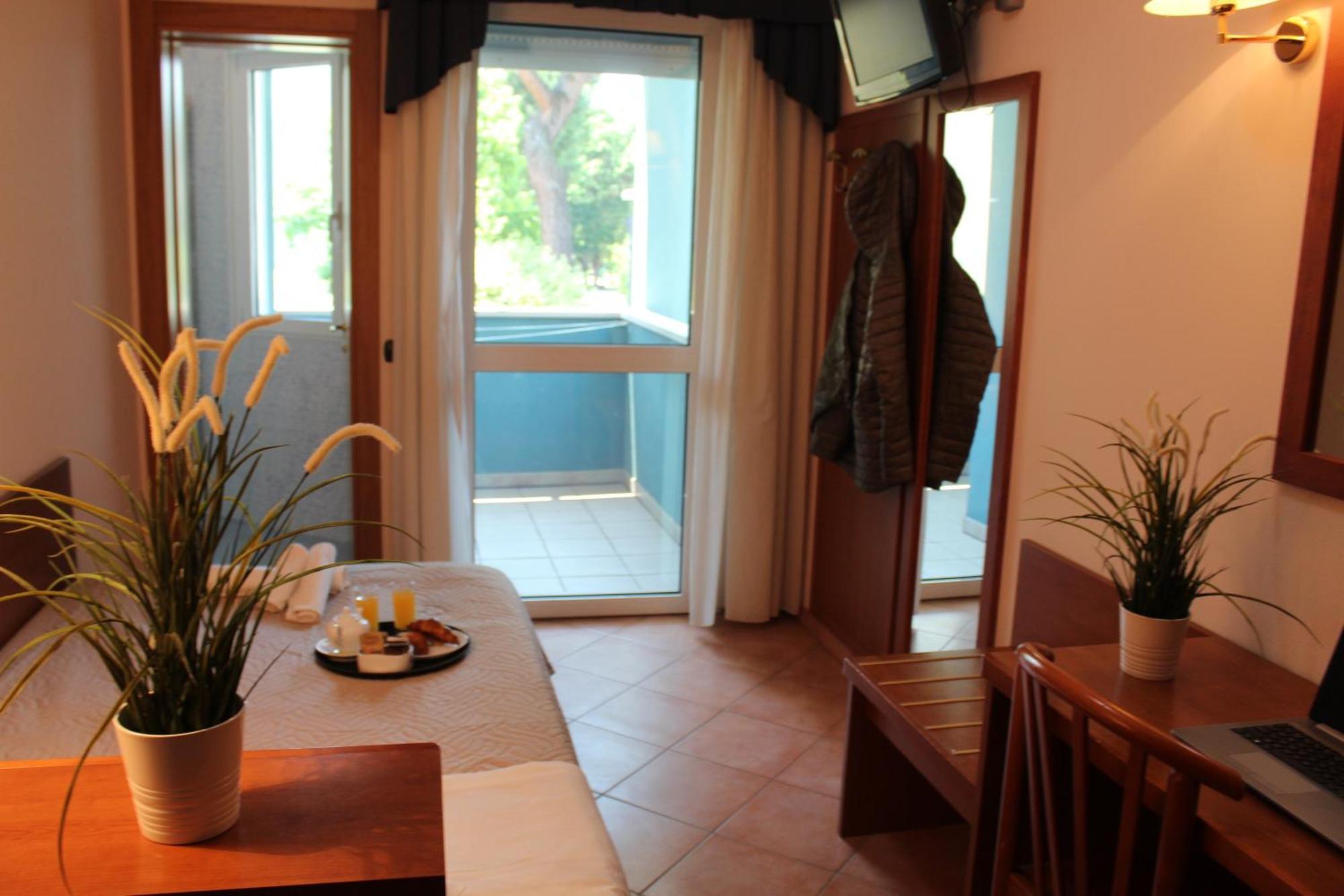 Hotel Jole Cesenatico Luaran gambar