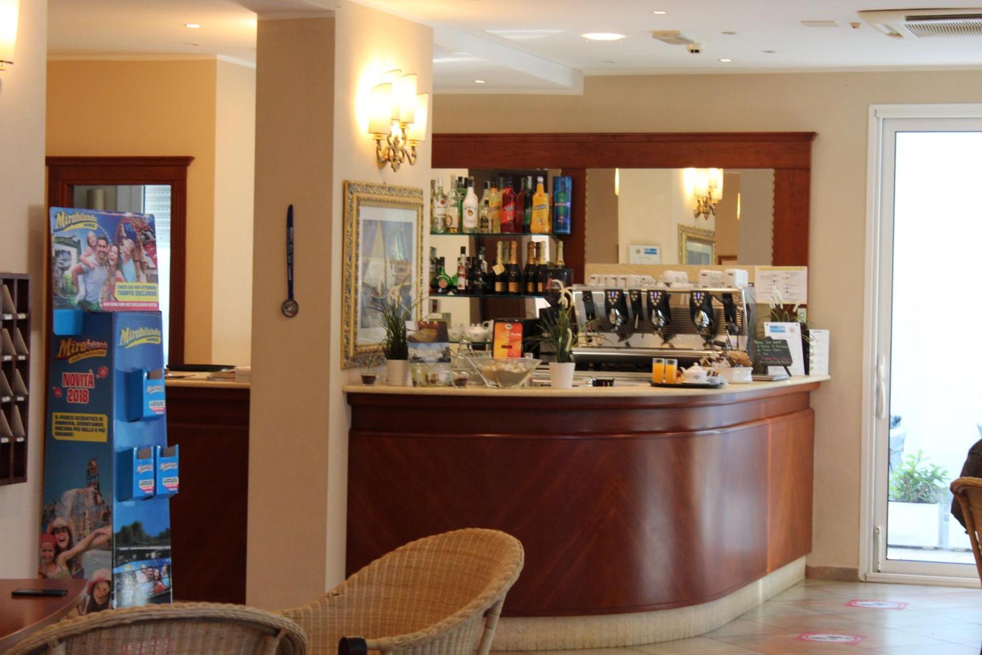 Hotel Jole Cesenatico Luaran gambar